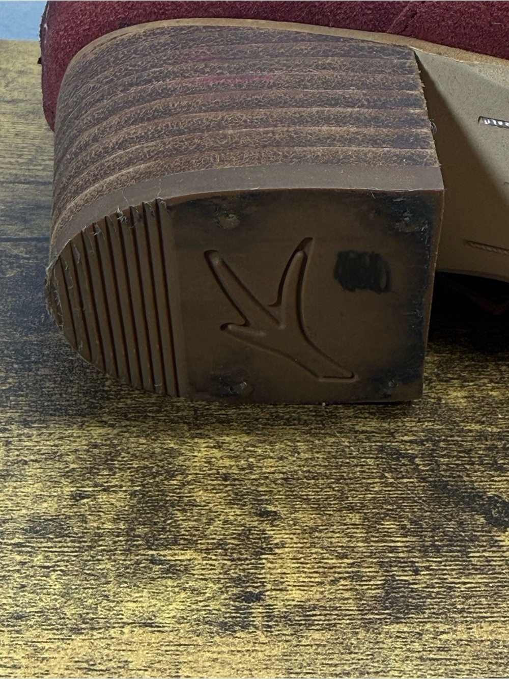 Earth Denton Slip-On Rust Red Suede Studded Buckle Mule Size 8.5B - Picture 14 of 16